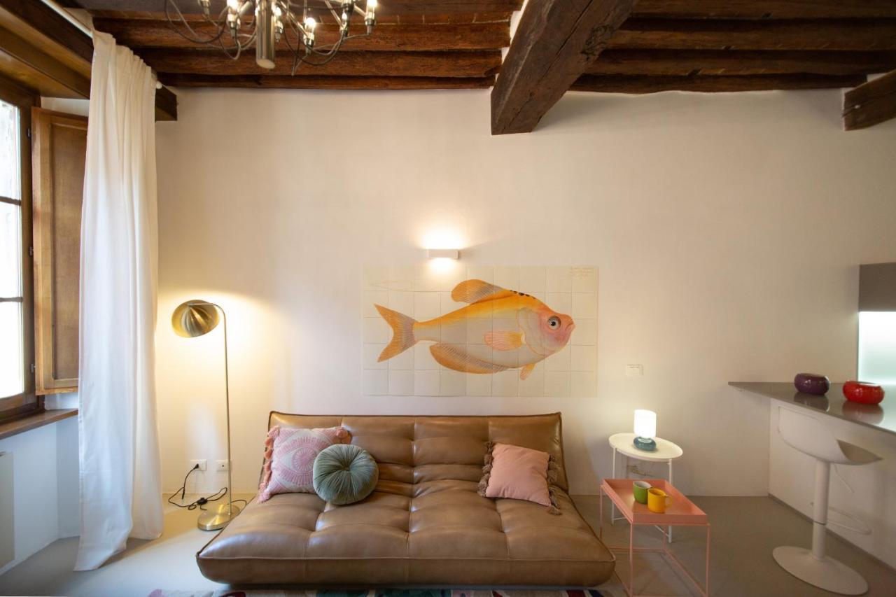 La Corticella Luxury Suite, With Terrace Apartment
